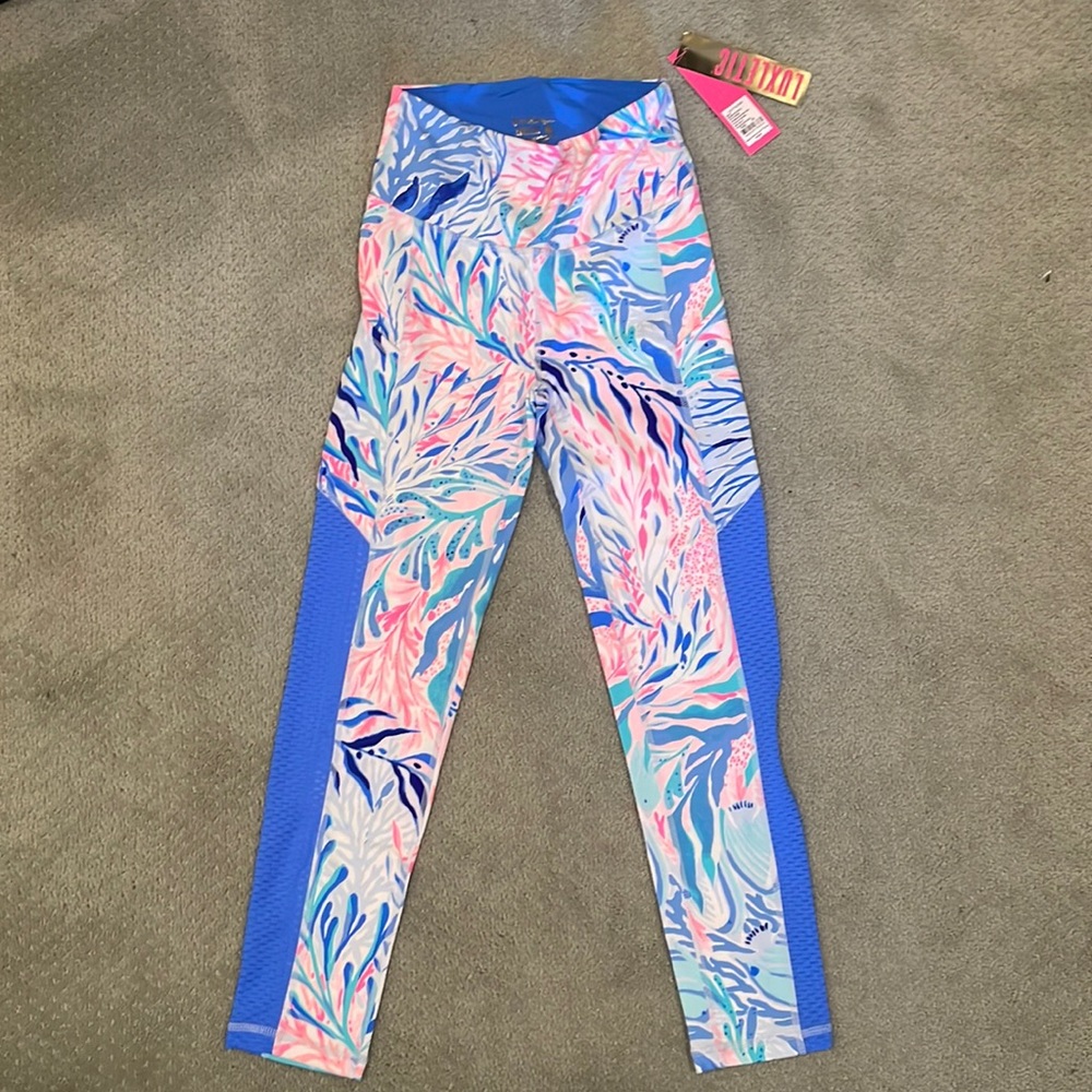 Lilly’s Pulitzer Luxletic Leggings